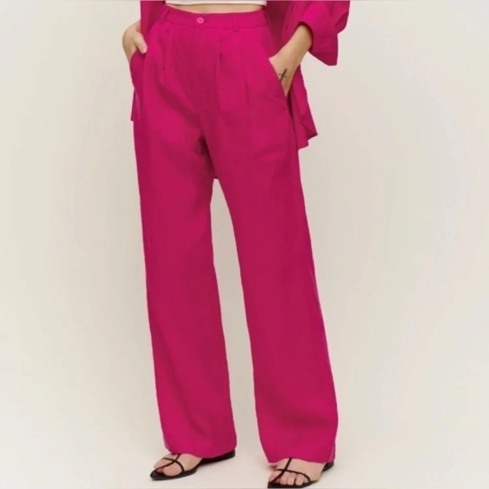 NWOT Reformation Vesta Pant in Corvette⭐️